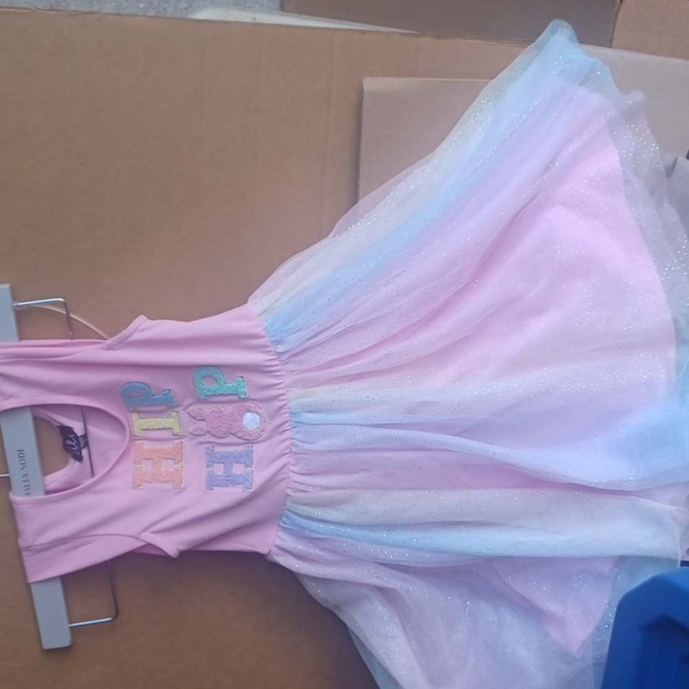 LILT DRESS for little girls size 6, used but an excellent  condition PINK COLOR